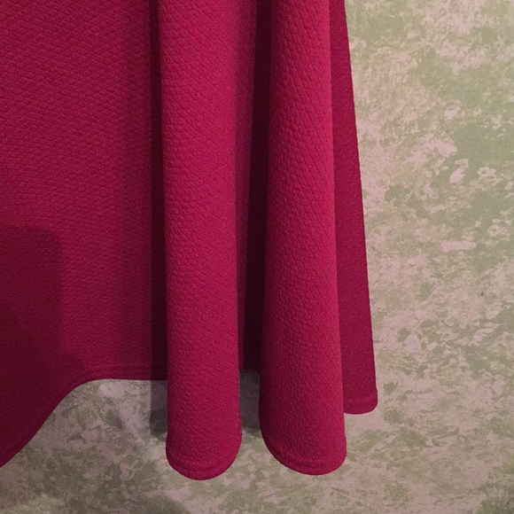 Cute Fuchsia Dress - Picture 3 of 6